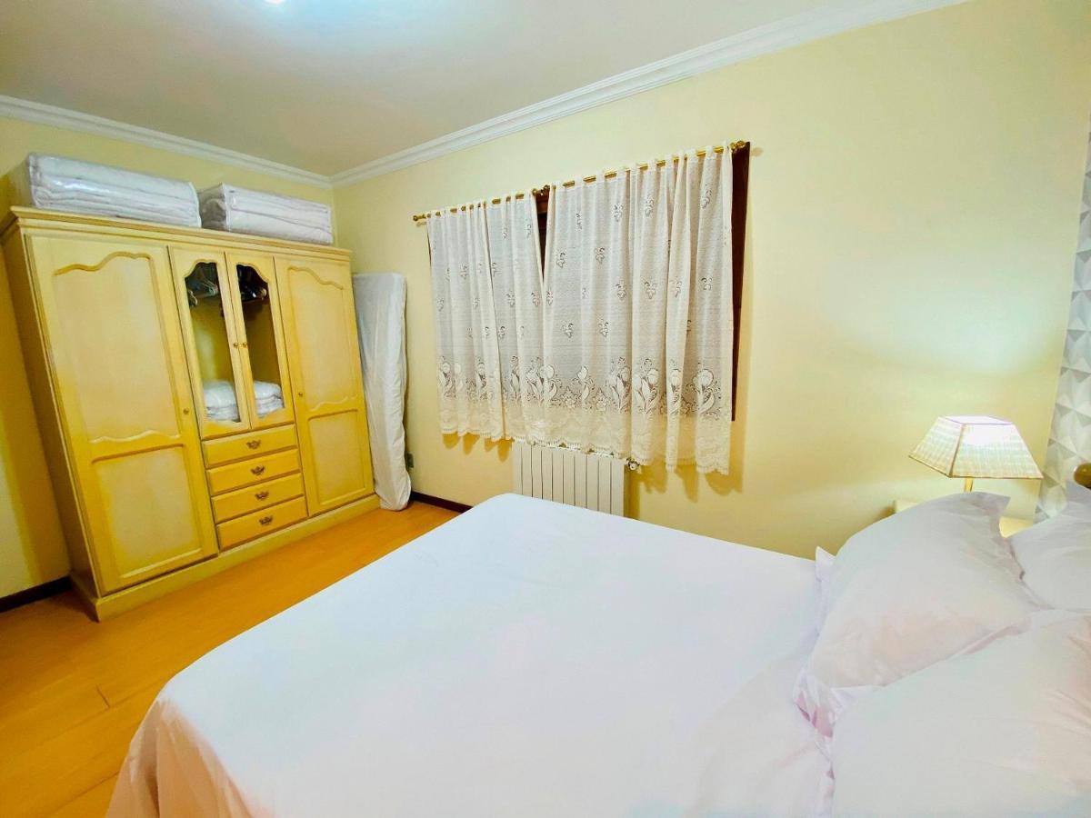Cobertura Ao Lado Da Rua Torta - 07 Pessoas Apartment Gramado Bagian luar foto